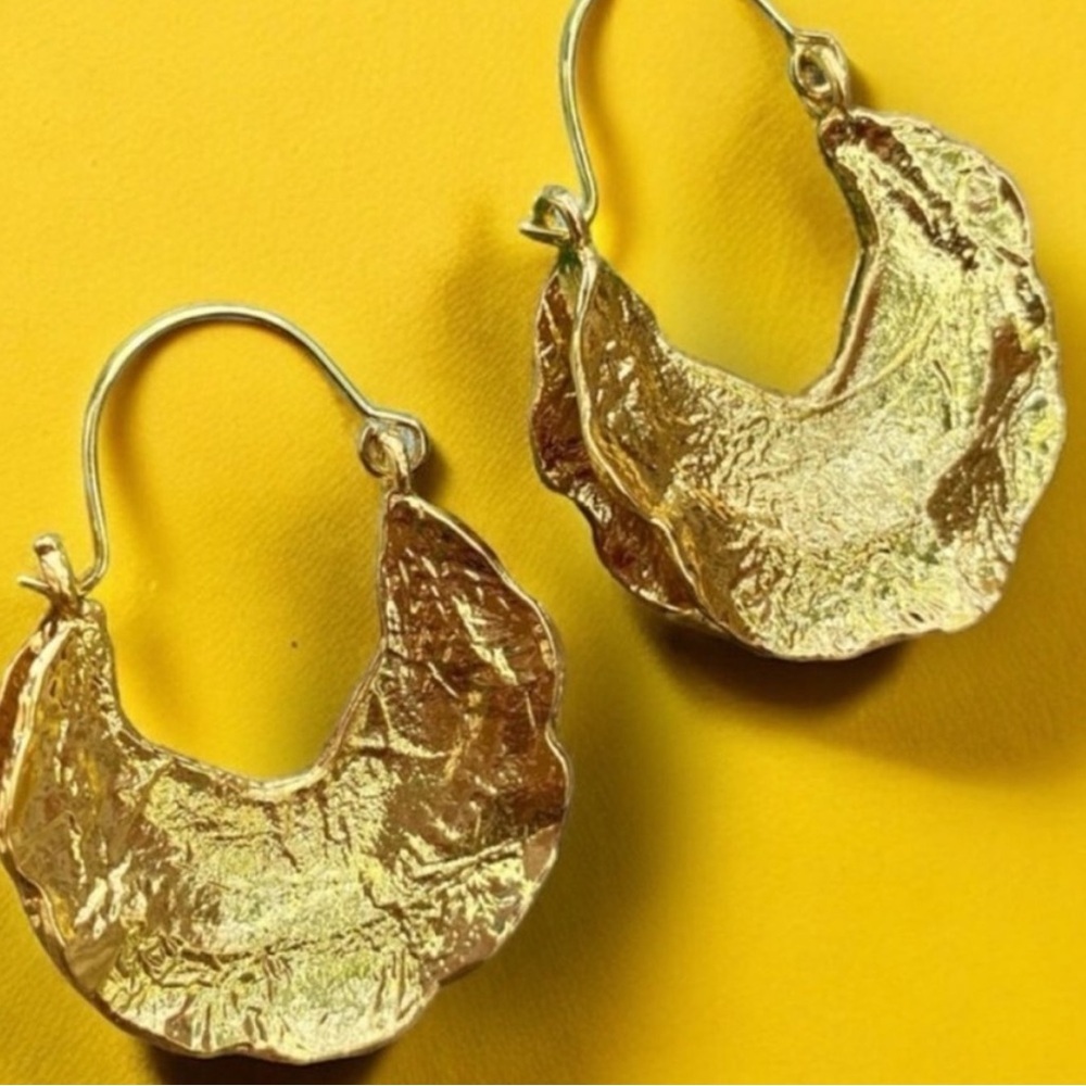 Zara Gold Crescent Hoop Earrings - Picture 7 of 11
